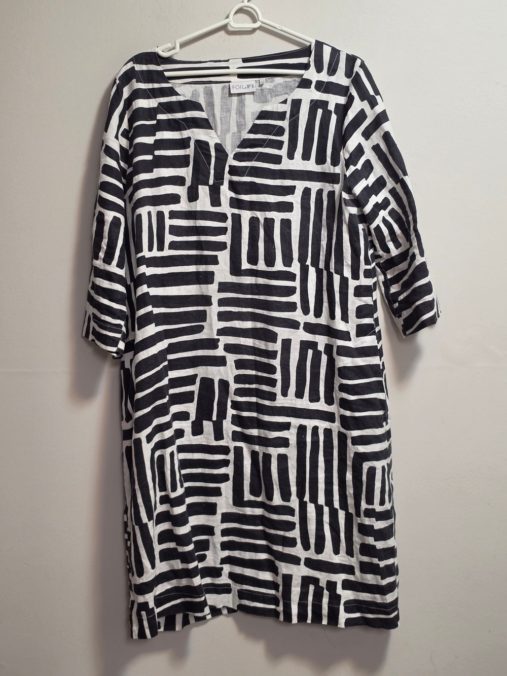 Foil Black & White Geometric 100% Linen Tunic Dress - 3/4 Sleeves